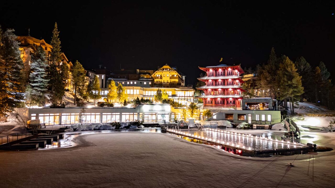 Luftansicht Hotel Hochschober bei Nacht | © Albert Reiter